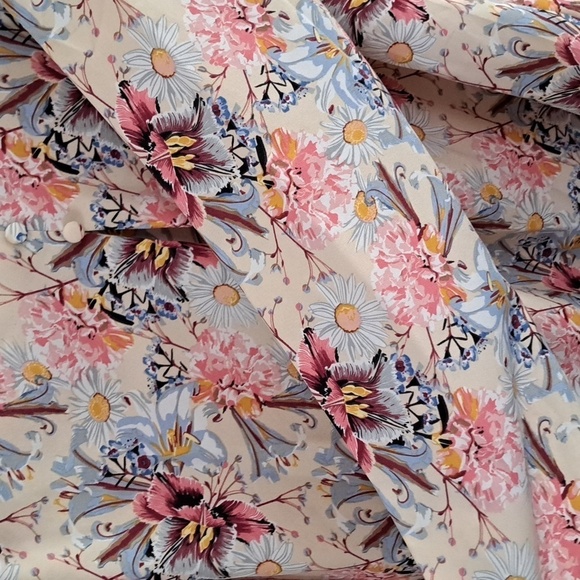 Shein Floral Print Ruffled Blouse Size Large - Picture 7 of 8